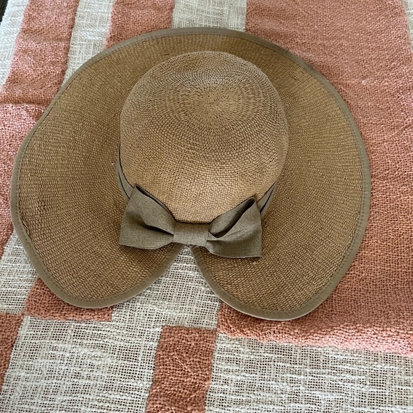 Scala Accessories - Scala Tan Wide-Brim Hat with Bow